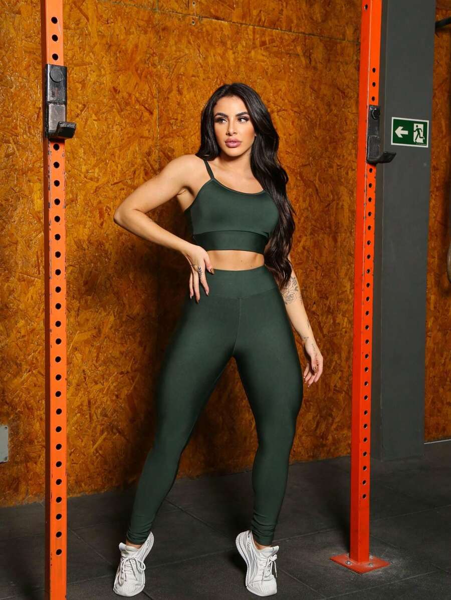 Conjunto Fitness Feminino com Top e Legging para Treino