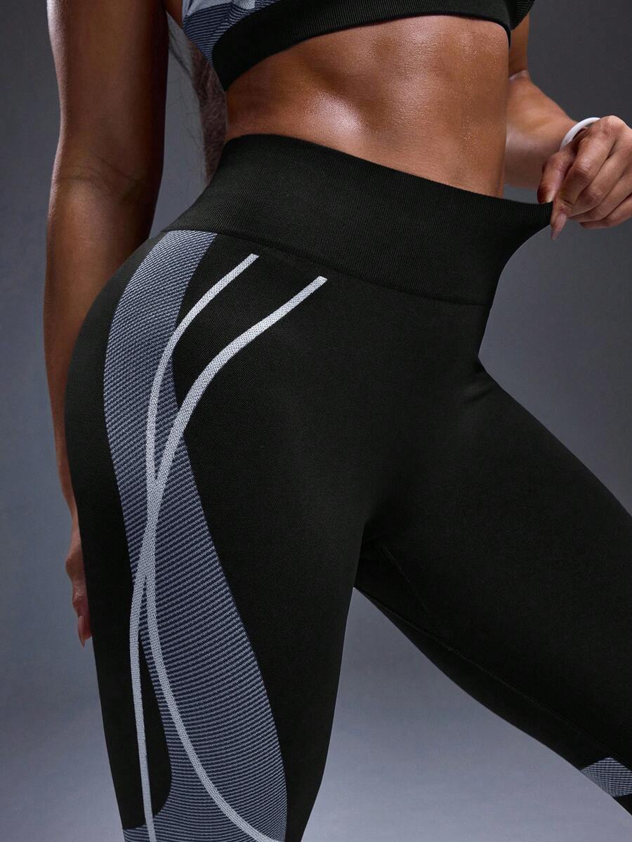 Legging Fitness Feminina Sem Costura com Listras Contrastantes