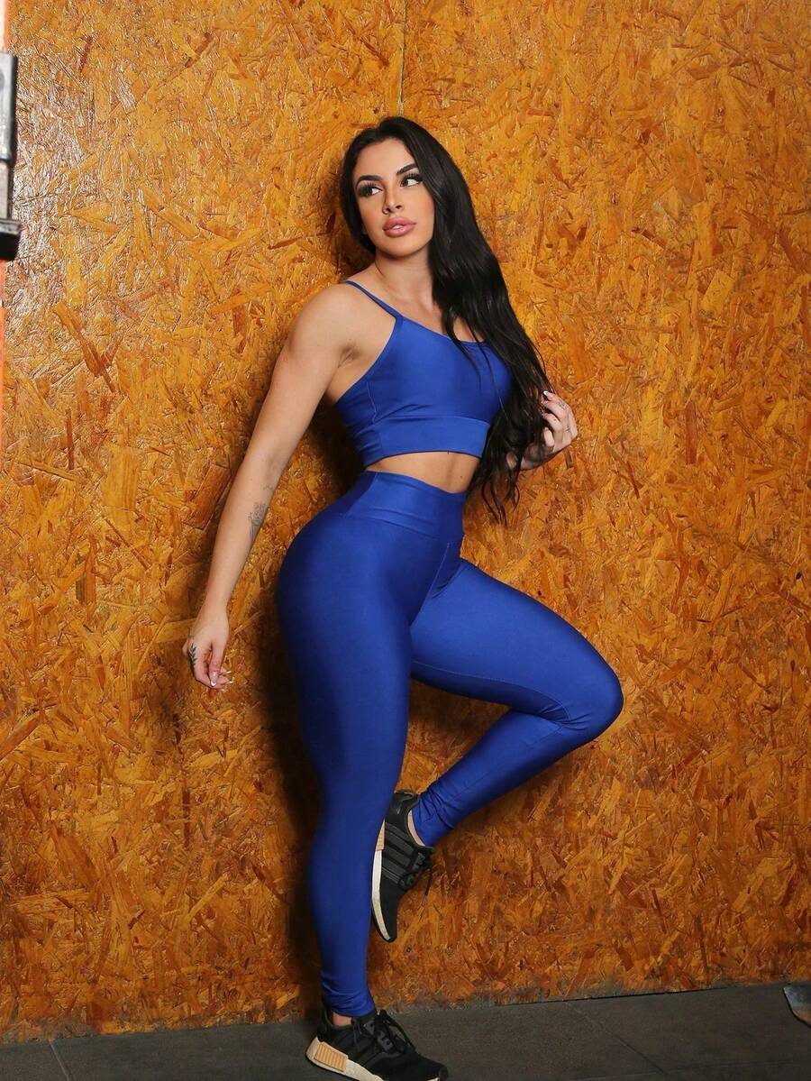 Conjunto Fitness Feminino com Top de Alça e Bojo