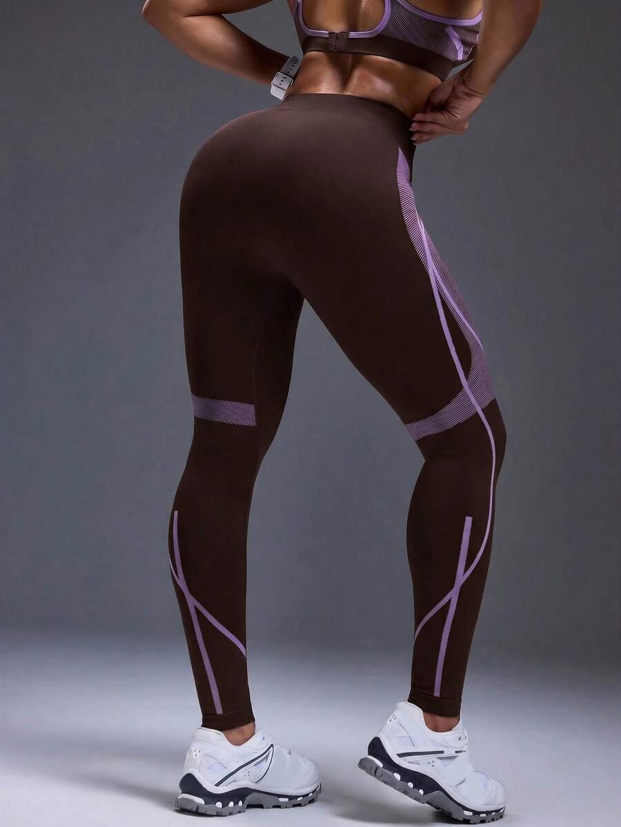 Legging Fitness Feminina Sem Costura com Listras Contrastantes