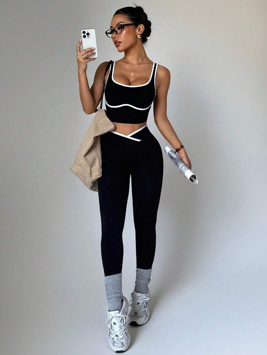 Conjunto Fitness Feminino Sem Costura com Cores Contrastantes