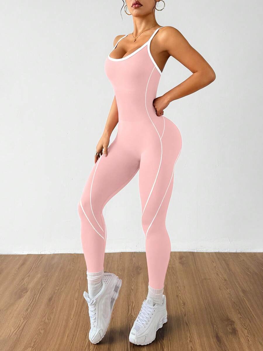 Macaquinho Fitness Feminino Sem Costas com Detalhes Contrastantes