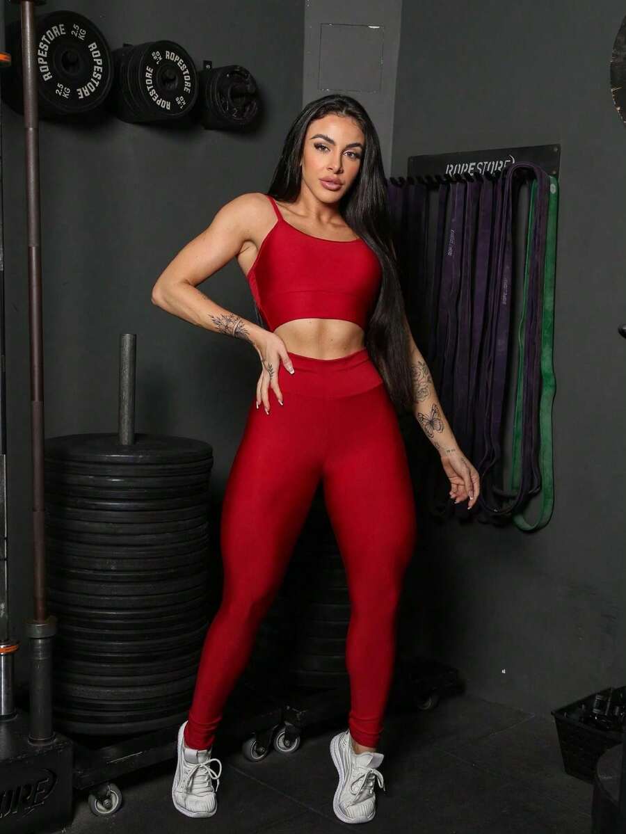 Conjunto Fitness Feminino com Top de Alça e Bojo